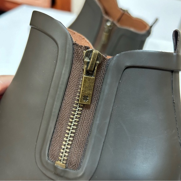 Lucky Brand Basel Double Zipper Rainboot - Picture 5 of 9